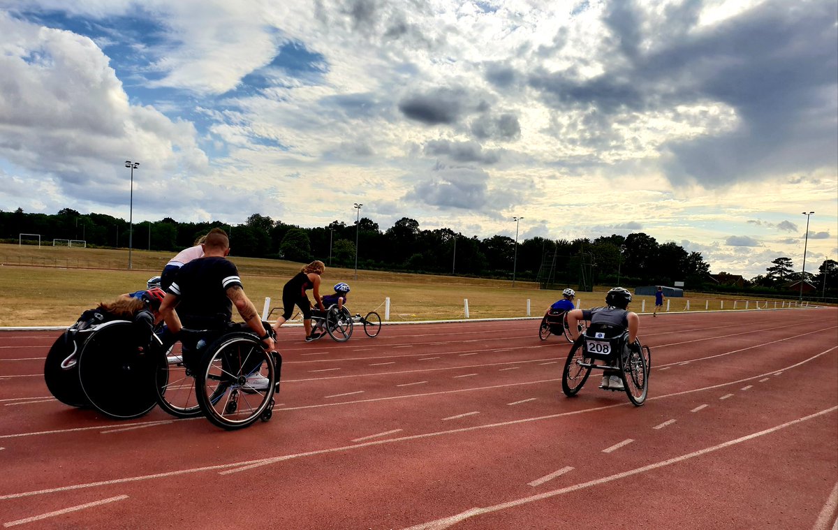 Great training session this evening!!! <a href="/HarlowWR/">Essex (Harlow ) WCR</a> with <a href="/richchiassaro/">Richard Chiassaro</a> #MondayMotivation #squad #mycoachisbetterthanyours #racingfamily