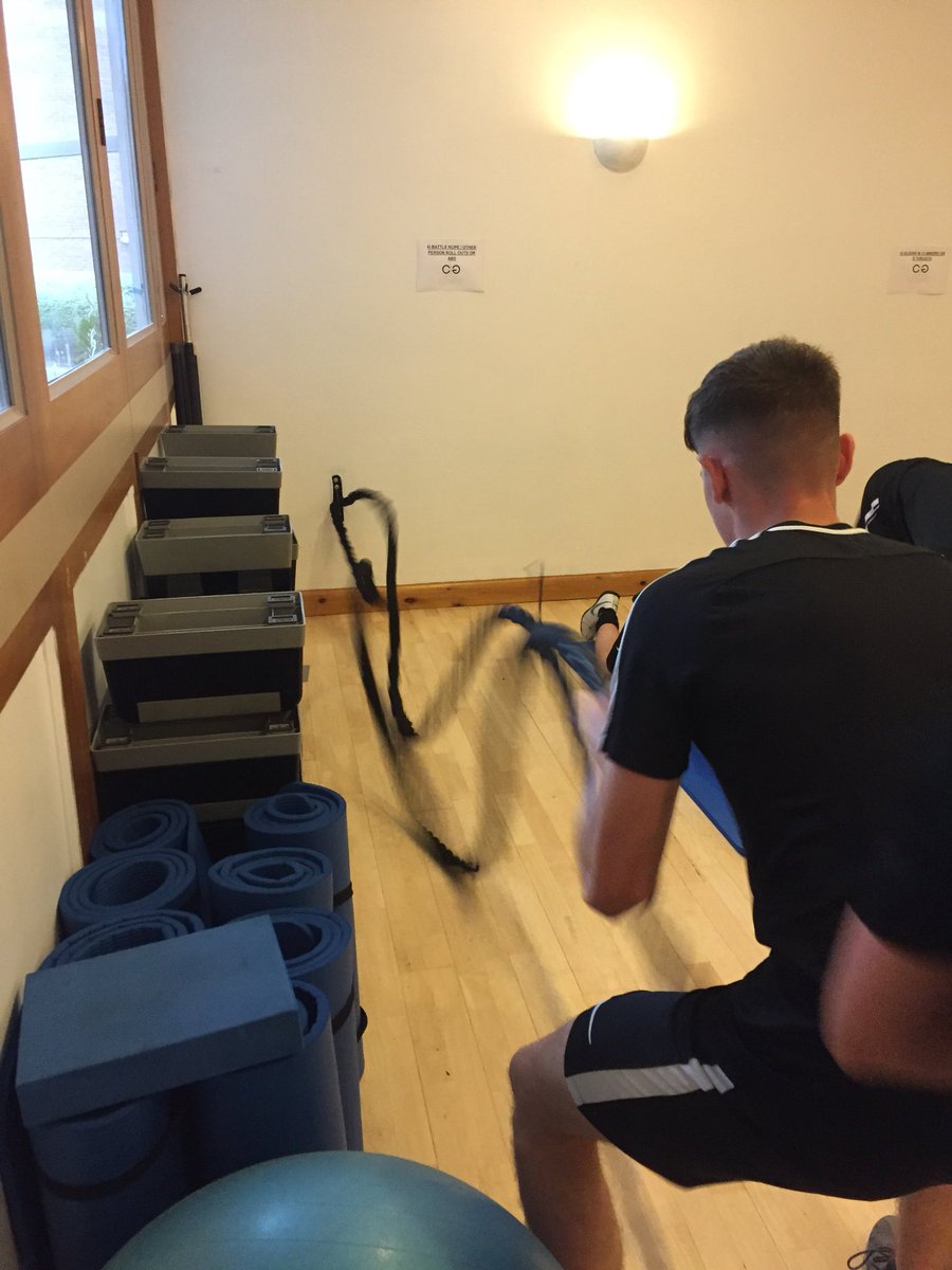 GuiseleyCoE's tweet photo. After a weekend to recovery, the u16s were backing working hard! Top class circuit thanks to @CG__Fitness @mercureleeds #soreabs https://t.co/OCcosVPvfp