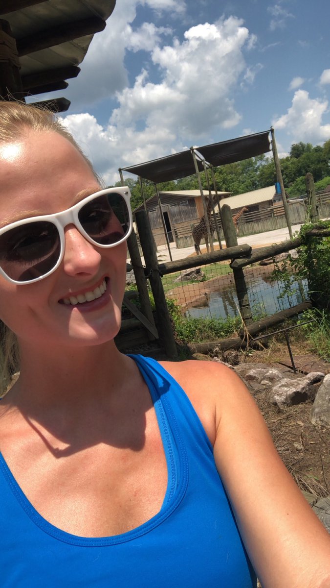 jefferskristi's tweet photo. Solo trip to the zoo so I could blackout my board with my Zoo selfie #PHSSummerBingo @ThePowellPrin https://t.co/gZGvRJWWLX