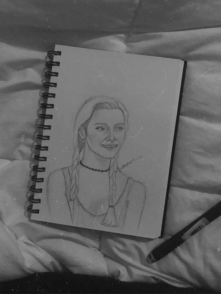 Quick sketch , happy birthday lisa kudrow  