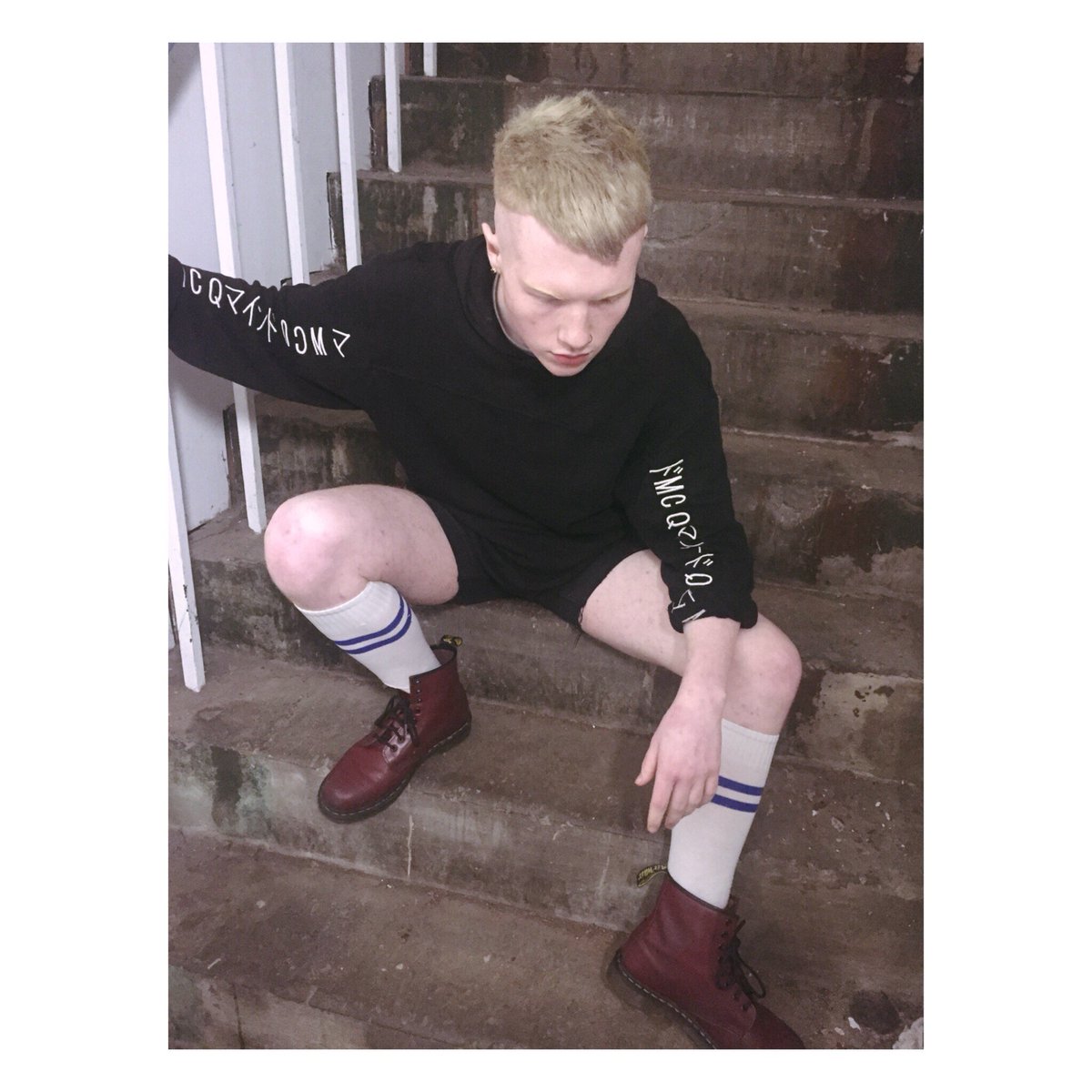 Barber Below tweet media