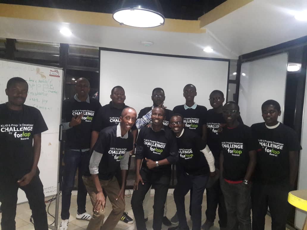 forLoopRwanda's tweet photo. First Day of #kLabProgateDevChallenge Bootcamp end with Group Pictures.
Thanks guys for coming let us meet tomorrow and continue the Journey.
We had goot time with
@kadunaconnect on Human Centered Design
@EspyMur on Building Restful API with flask https://t.co/p1BHhLvbC6