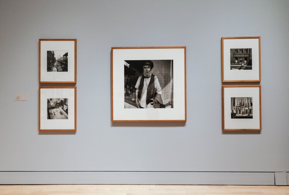 Vivian Maier: Street Photographer
She never left the house without her camera.
She hid her photos from the world, until they were discovered at an auction.
She became one of the greatest street photographers in history after her death.
#AGHVivianMaier #art ow.ly/rdtN30l9vw0