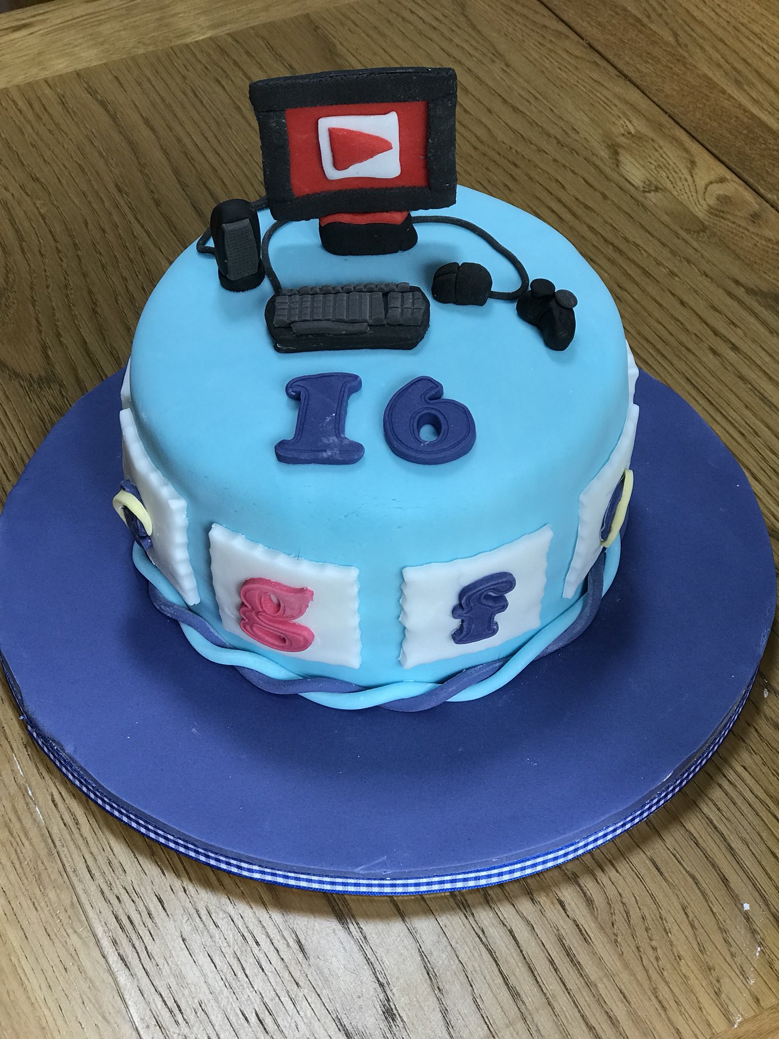 Gamer Cake | Cake & Co.