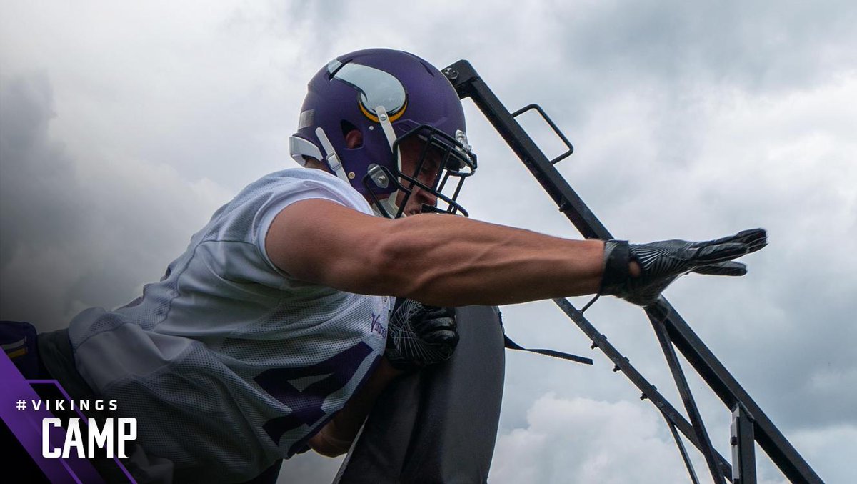 .@johnnystantoniv is adjusting to life at fullback during his first NFL camp.   📰: mnvkn.gs/D4YQt6 https://t.co/rR9JJwEj8O
