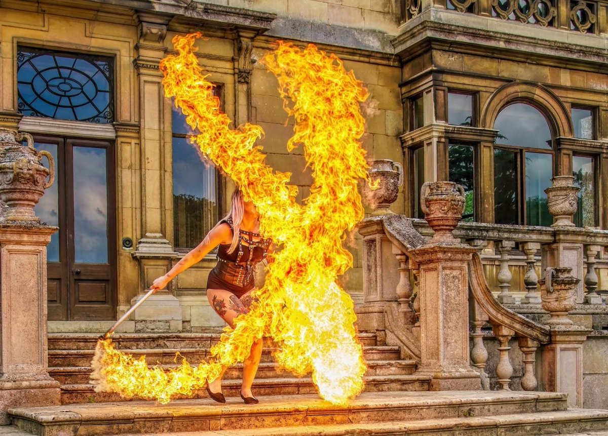 YPCS_UK's tweet photo. PLS RT Our Fundraising event for @ypcs10 we want to find 100 amazing fundraisers to walk the coals for #childmentalhealth @SharePeterboro @LPUKOnline @WarwickADavis @AnnabelleLDavis @AlisonG03936229 @PTJoelLamy @peterboroughtel  @junction17cars @MrJosephValente @_NatashaDevon https://t.co/Kn58z02DW1