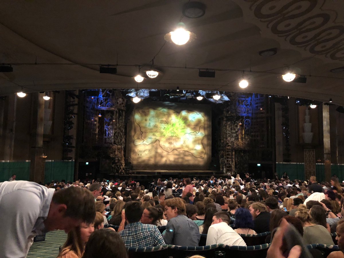 At #Wicked ⁦<a href="/ApolloVictoria/">Apollo Victoria Theatre</a>⁩