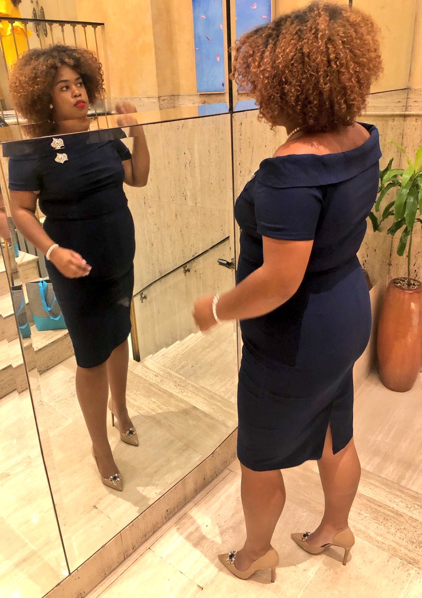JSaunders14's tweet photo. Blessed to have had the opportunity to represent Johnson C. Smith University at the 17th Annual Kings and Queens Leadership Konnection Conference. #LLQK #JCSU #HBCUQueen #NaturalQueen ππππβ¨ https://t.co/pgZ3Cekk2h