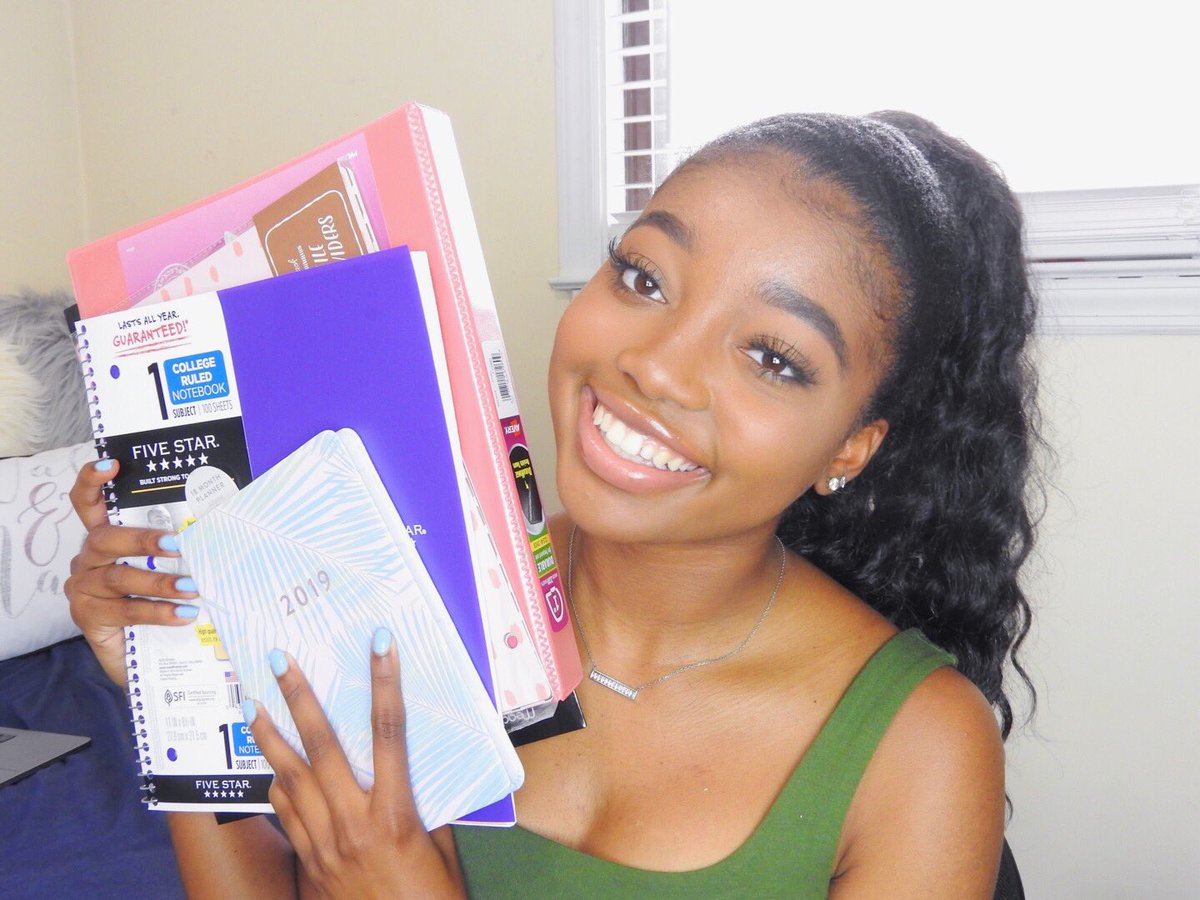 This Back To School Szn I will be doing a giveaway on my YouTube channel! I love giving back to my subscribers! 💓 Watch my back to school supplies haul video to learn how to enter! 💛💓📚✏️ youtu.be/7pS_WBs6nbQ