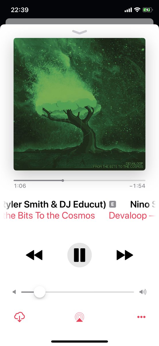 lkuczborski's tweet image. YES!!! iOS 12 dev beta 5 finally fixes player icons alignment in Apple Music 🎉 Thanks to whoever did this 👍 cc: @viticci   #cannotunsee