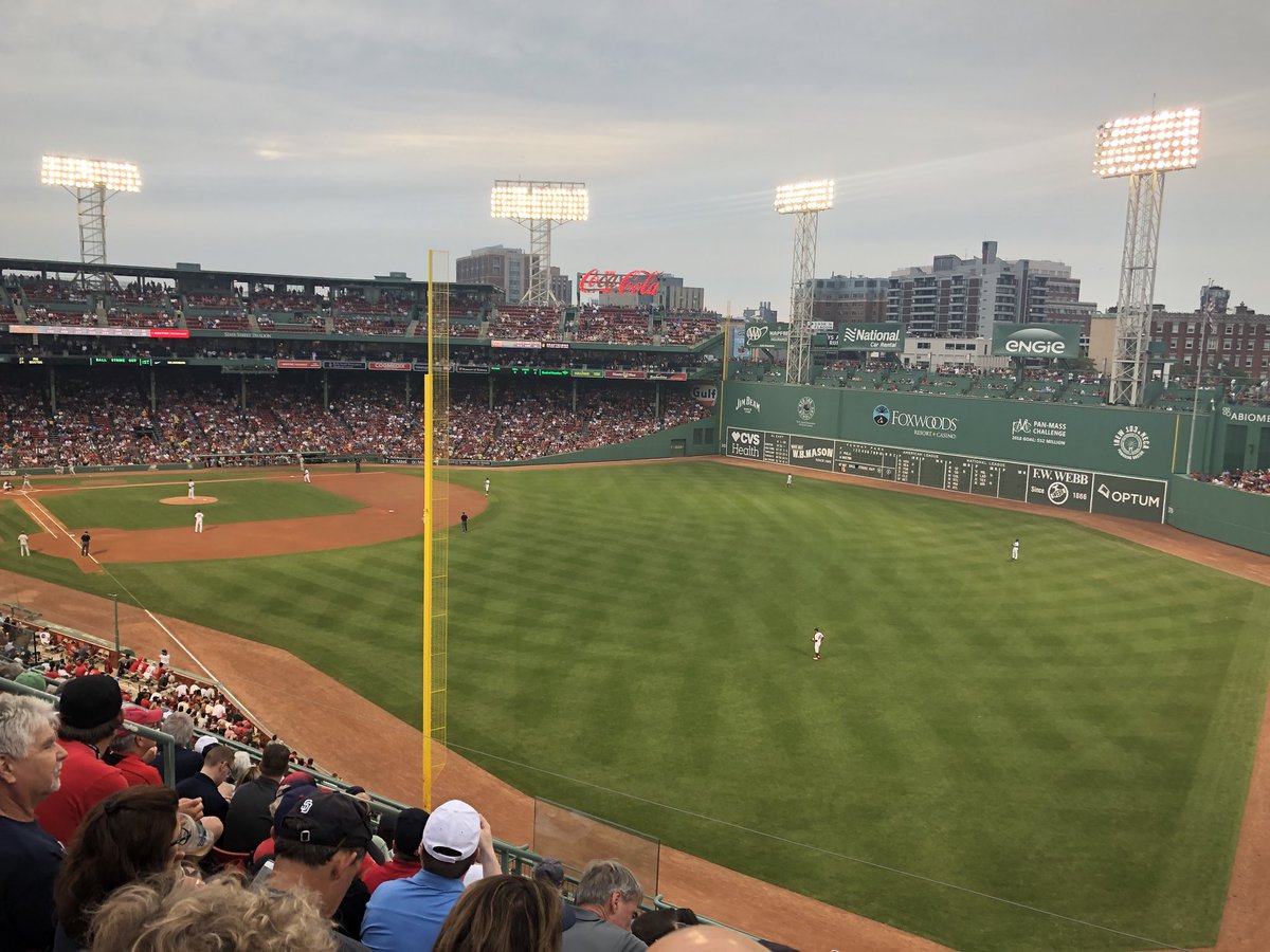 ComasGrace's tweet photo. Top of the 2nd inning and @Phillies are up 1-0 against @RedSox here @fenwaypark Monday, July 30th. Phillies’ Franco hits an RBI bringing Cabrera in for the first run. #necirbu #phillies #redsox #fenwaypark https://t.co/mofSy6sOSq