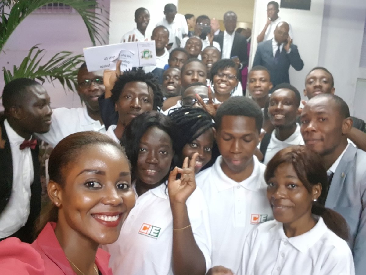 AndyVictory's tweet photo. Nos challengers du Hackathon CIE reçus ce jour par SON Excellence Mr.le Premier Ministre de Côte d'Ivoire 👌
#HackathonCIE2018 @CIEofficiel https://t.co/5qhTsa0v7i