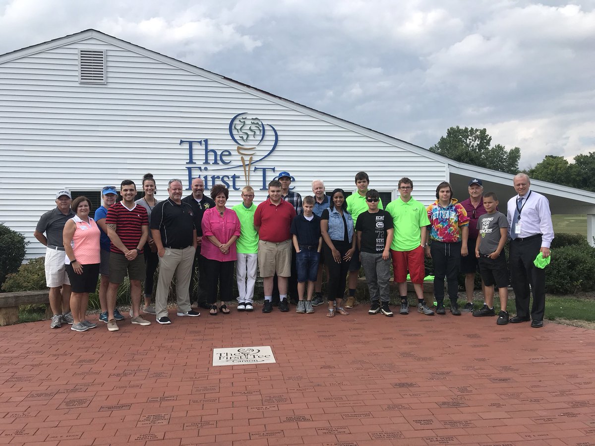 1teecanton's tweet image. The Tee It Up Fore Hope class completed their summer program today. Thank you to the Stark County Family Courts for partnering with us on bringing the game of golf to these young men. @TheFirstTee #GrowGolf #NineCoreValues