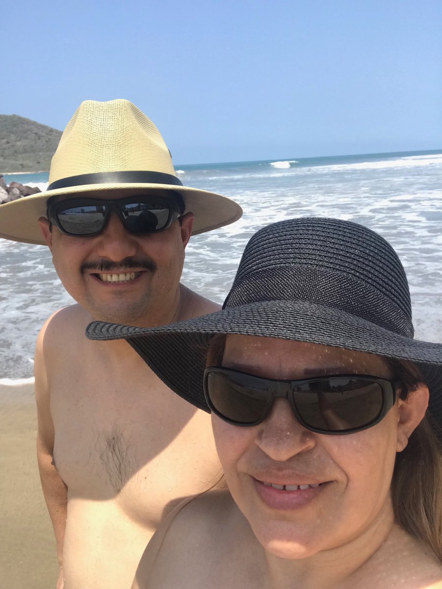En la playa de Mazatlan
