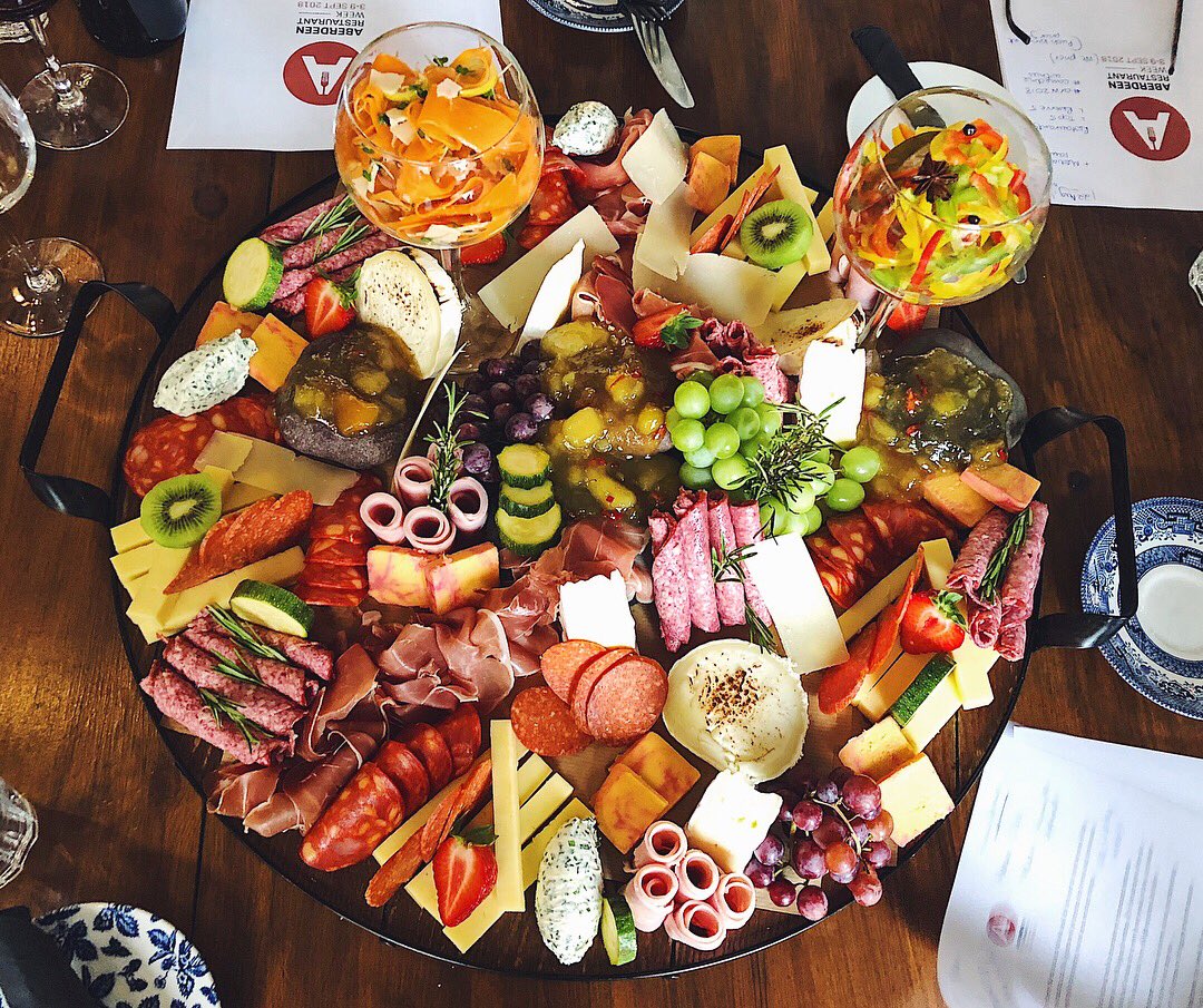 juliabryce92's tweet image. Lovely evening catching up with lots of #Aberdeenbloggers tonight about Aberdeen Restaurant Week. Was good to meet some new faces and catch up with my favs @lostinf00d. Thanks @AbdnInspired for putting on an awesome spread too. Now THAT’S a cheeseboard! 😍🧀🥖🍇🍓🥝 #ARW2018