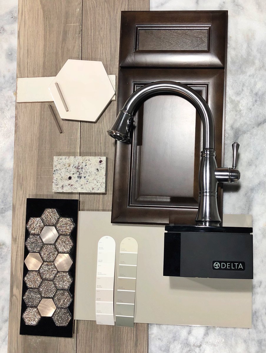 casssius_'s tweet photo. final 3!!! mixed feelings on the elongated hex. #interiordesign #superadult #whatamidoing https://t.co/6Aag57piJO