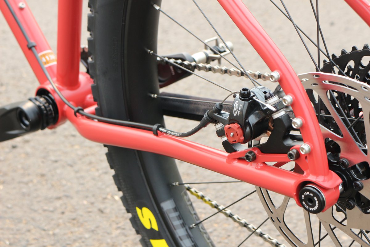 After talking with Jeff and selecting all the parts, a build spec sheet was developed and a new bike was born. Here's Mark's new Jones Plus LWB bike in the new red.
#jonesbikes #jonesplus  #29plus #plusbike #jonestrussfork #hbar #jonesloopbar #joneshbar