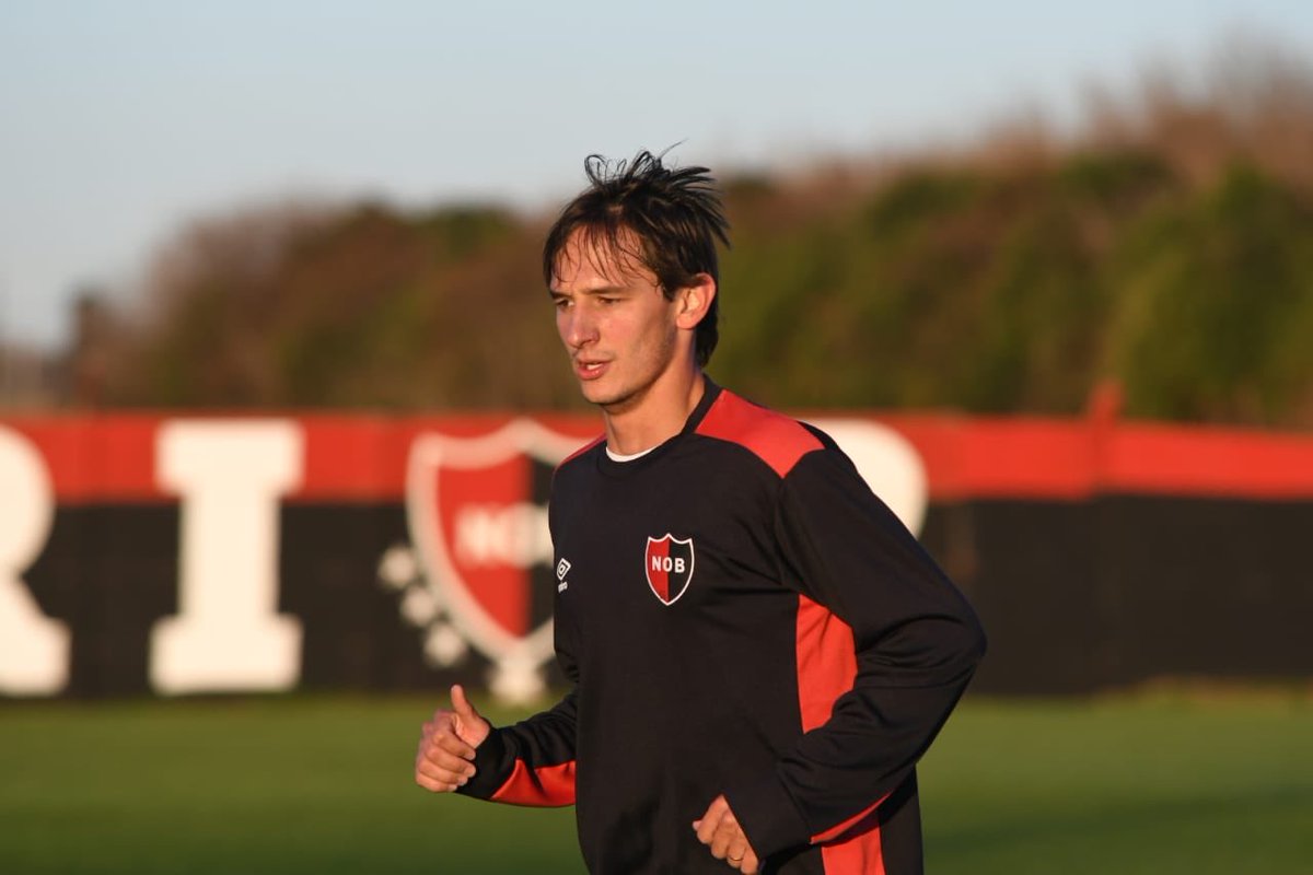 Newell's Old Boys on Twitter: "Caras nuevas en la vuelta al trabajo en Bella Vista ⚽️ Piris, Oviedo, Bittolo y Paredes tuvieron su primer entrenamiento con el plantel.… https://t.co/S9mLdFhgYl"