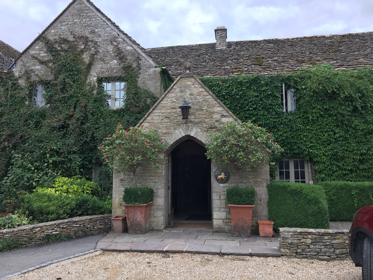 OMalleyJayne's tweet photo. Wonderful day @Calcot_Manor @thechefsforum @walterrose1847 thank you so much for inviting us, I dare say we will definitely be back! #CalcotManor #ChefsForum #Cotswolds #Hospitality https://t.co/n8mQyetz4R