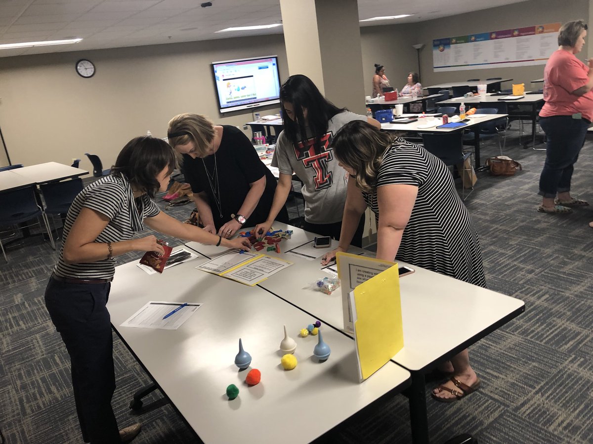 vburnett48's tweet photo. Pre-K teachers in Lubbock ISD learning how to navigate Early Explorer with STEMscopes! ❤️ @STEMscopes  @amycanales01  @dr_ttalley @tori_STEMscopes https://t.co/OC8rjcM6Pg