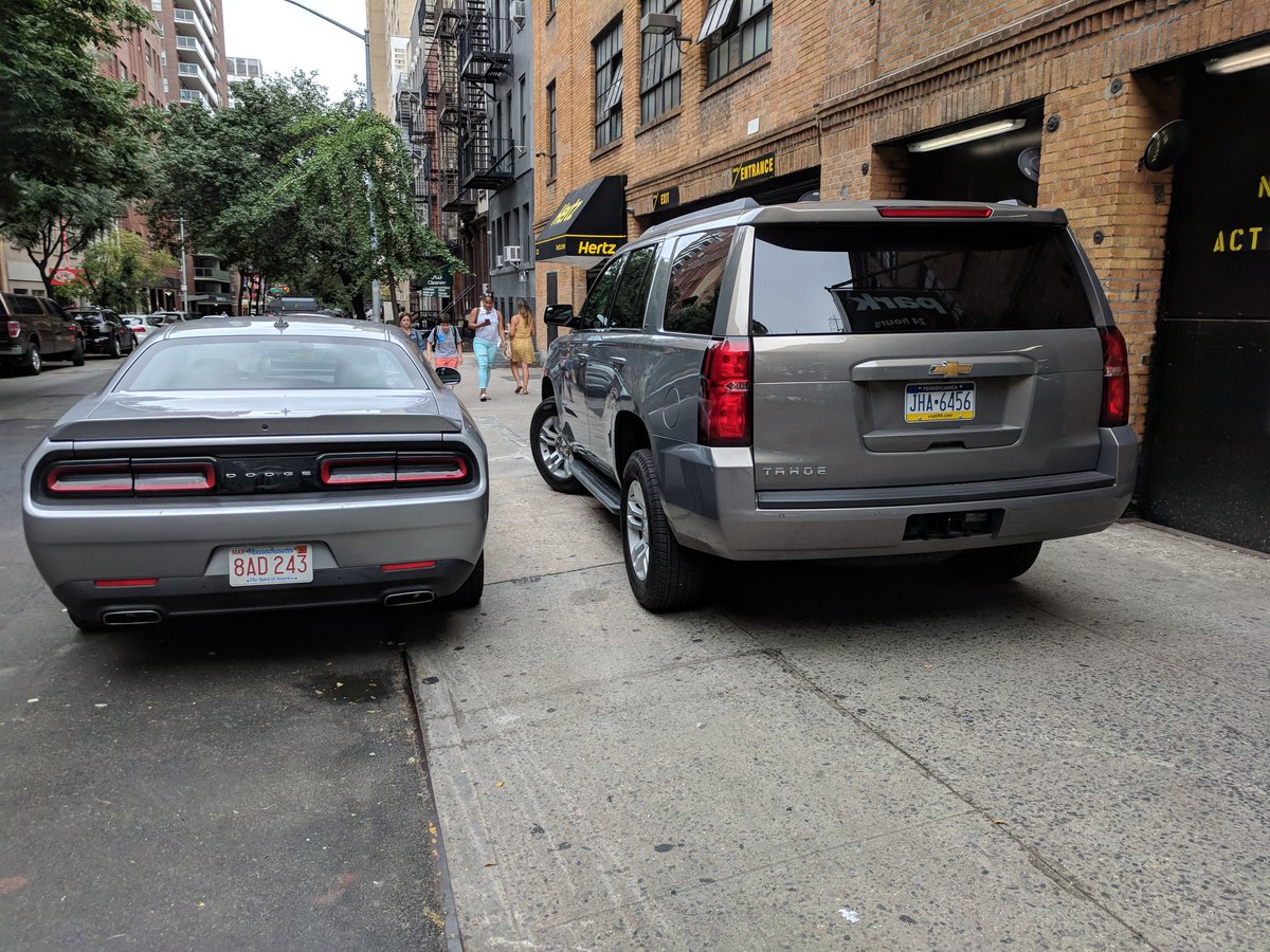 Lenox Scofflaws On Twitter Mammoth Suv On The Sidewalk Why