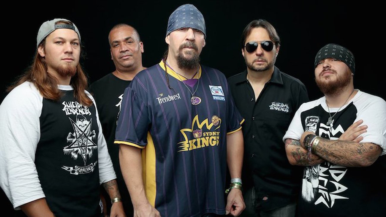 BLABBERMOUTH.NET on Twitter: "SUICIDAL TENDENCIES Frontman MIKE MUIR: Sharing The Stage With DAVE LOMBARDO Is 'A Great Experience' https://t.co/0P5iLNy9Gc… https://t.co/6xFUC0pBQ7"