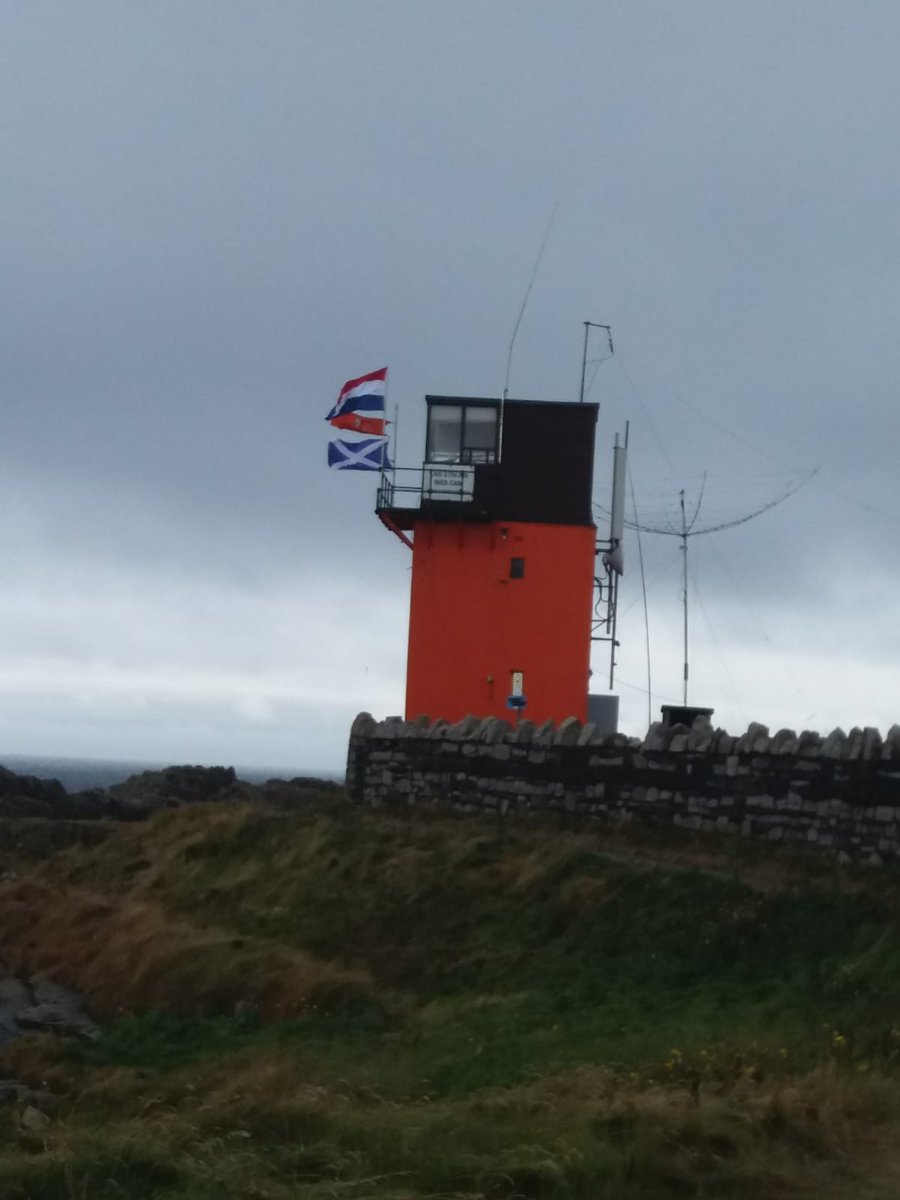 scarlettpoint's tweet photo. Flags always mean visitors https://t.co/gVWqBSP99S