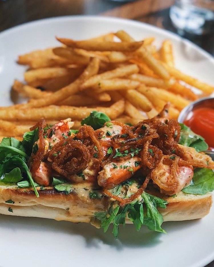 PUBLIC kitchen + bar tweet media