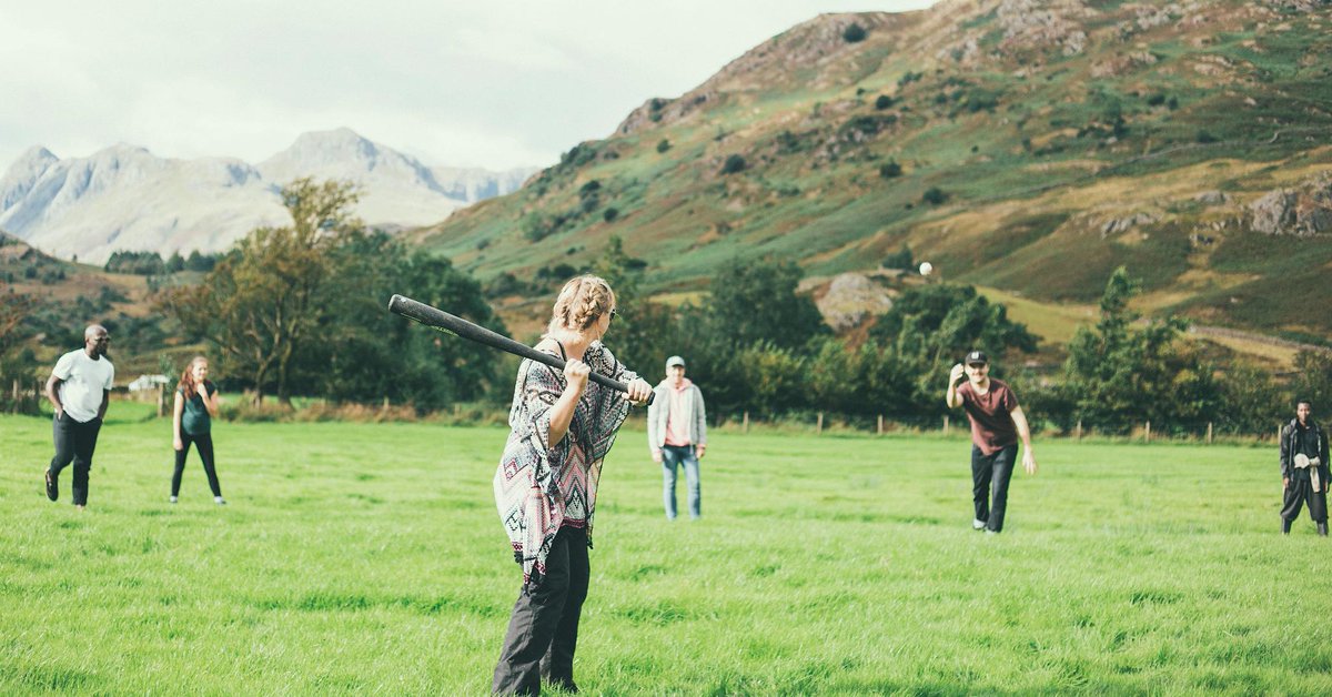 sleepnumber's tweet image. How a few household items can create fun outdoor together-time for all ages. #JustAddSleep blog.sleepnumber.com/diy-outdoor-fa…