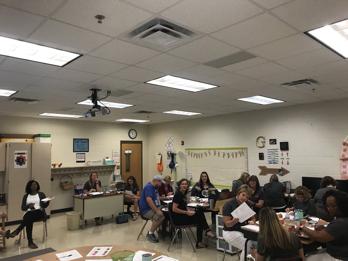KathrynSmerker's tweet photo. It’s going to be a BYOC (Bring Your Own Chair) year for Team Meetings.....Party of 25! This is not even all of them 😳😬💪🌵 #stick2together #SPEDSquad #SixTribesONEnation @ClarkCreekSTEM https://t.co/CuoELQ3CDn