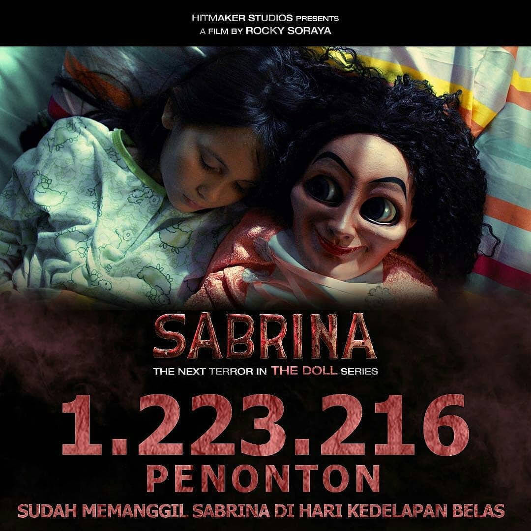 1.223.216 penonton seIndonesia udah ketemu Sabrina dan Baghiah guys.
Apakah kamu termasuk salah satunya yang udah ketemu dan merasakan terornya?
Kalau belum, segera bergegas nonton SABRINA yuuk.
Cari tau seperti apa teror yang dialami oleh keluarga Maira dan Aiden.