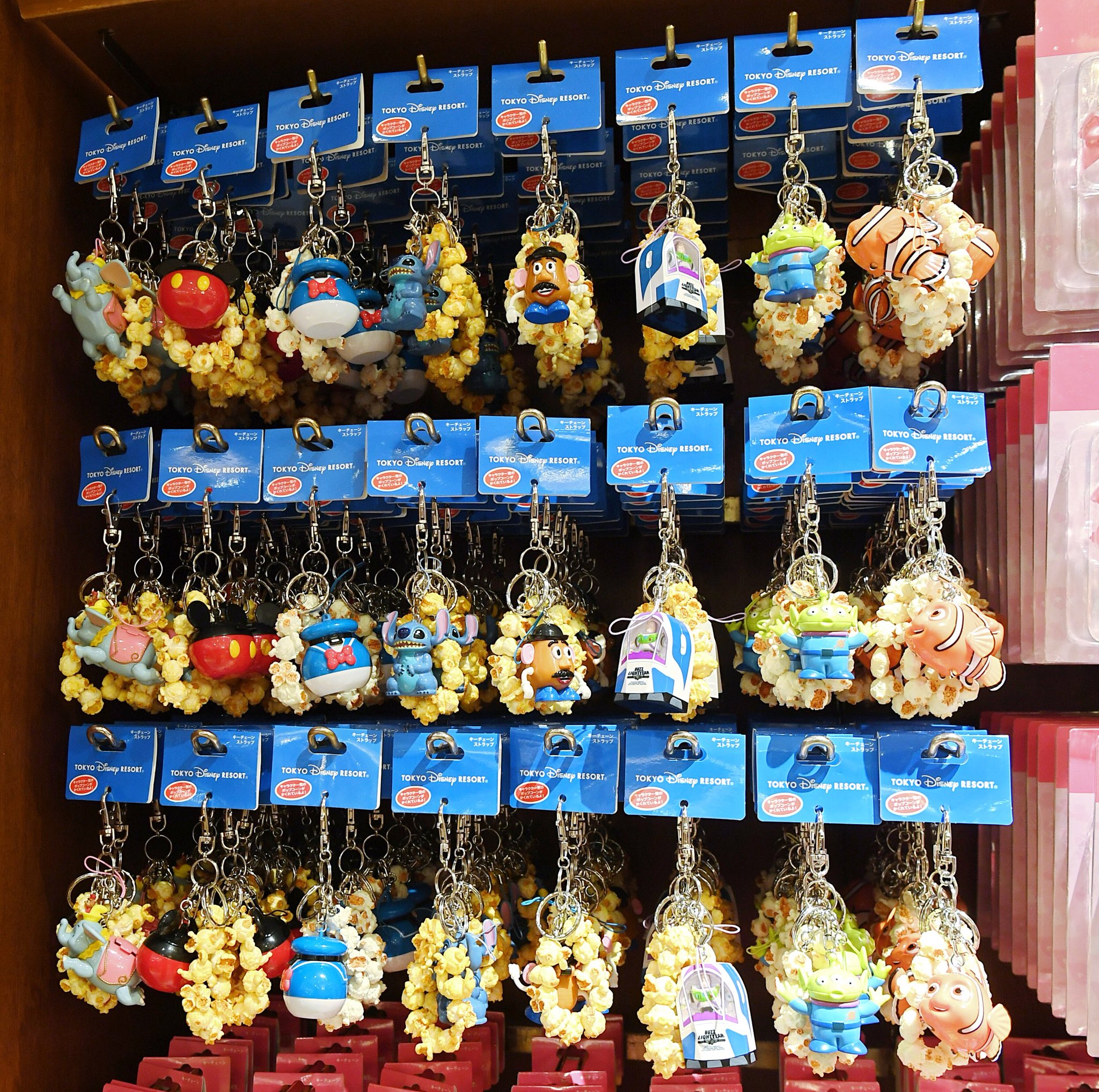 Mezzomikiのディズニーブログ かわいいポップコーンバケット型キーチェーン販売中 T Co J4uosypeap T Co Zfadba2jaz Twitter