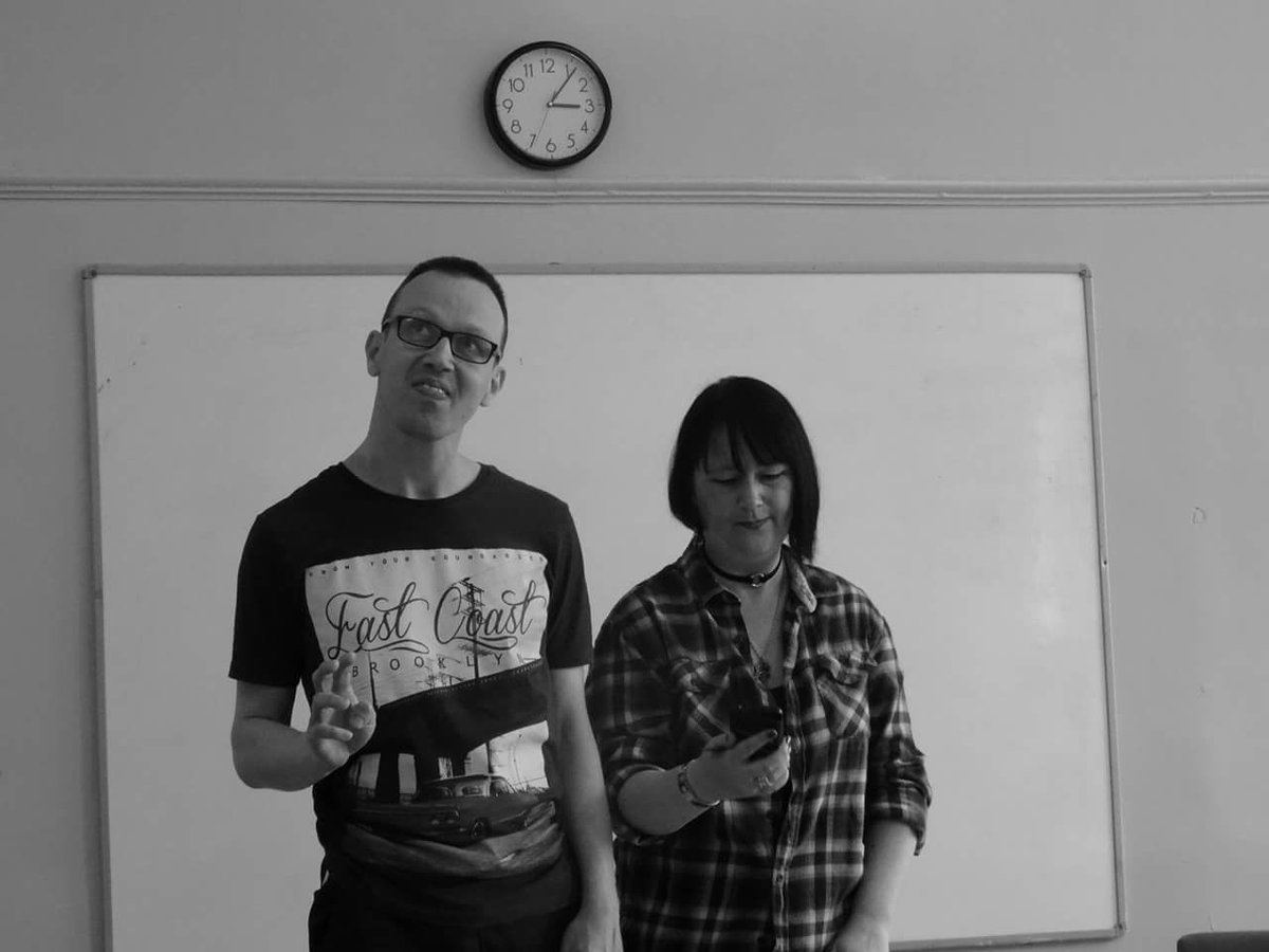 VibrantMbArts's tweet photo. A few photos from a brilliant Arts Cafe on Sunday. https://t.co/LPVKyj3wR3