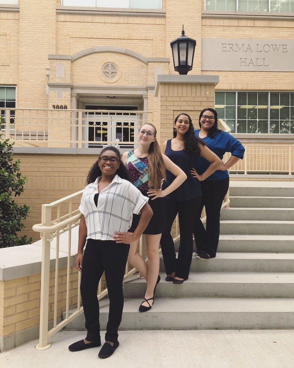 utsamgc's tweet photo. Our sisters of Sigma Lambda Alpha spent this past weekend at their national convention! #utsasla #utsagreeklife https://t.co/RVI3Z4NHvp