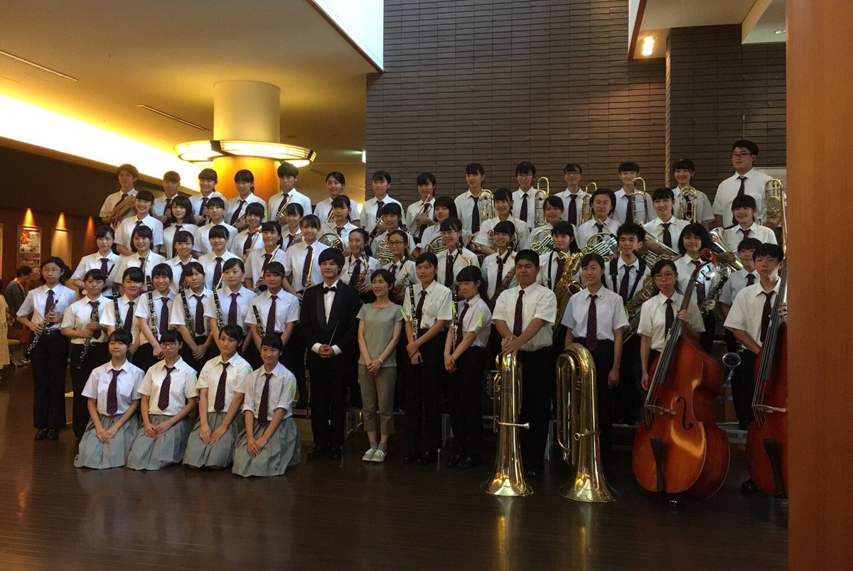 名東高校吹奏楽部 昨日は中部日本吹奏楽コンクール愛知県大会に出場し 金賞を受賞しました 皆さんの暖かい応援のおかげです ありがとうございました 今回の本番を活かし より良い演奏を目指して頑張っていきます 引き続き応援よろしくお願いします