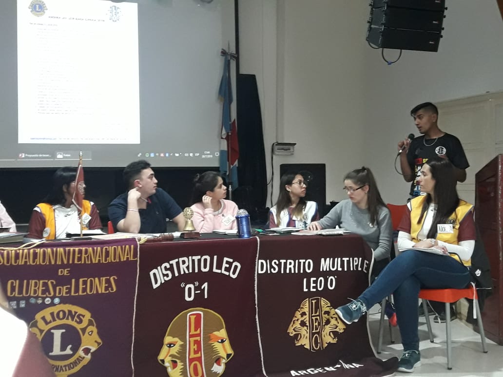 Clubleoyanasu's tweet photo. Estos son los momentos más hermoso vividos en la Reunión de los Clubes del Distrito O-1. Disfrutamos de un fin de semana lleno de risas, actividades de integración, y capacitaciones.
 Gracias al Club de Leones Mishky Mayu por el apoyo, así como a las autoridades. 🦁💕 #ReDiLeo https://t.co/rZAEctsLCR