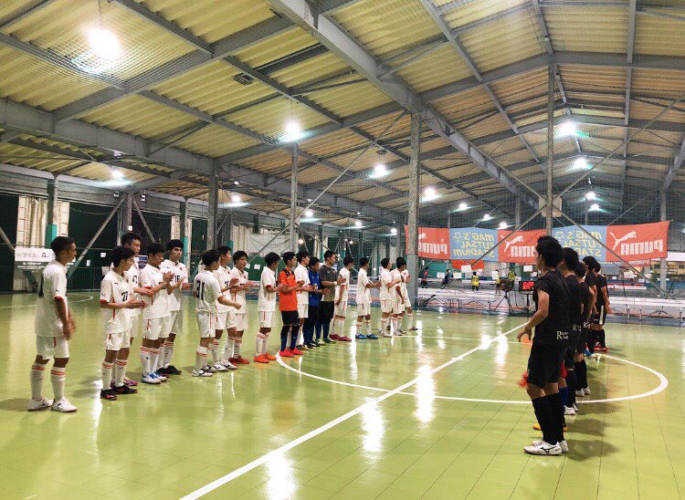 ritsuujifutsal's tweet photo. 7/30TRM

vsシュライカー大阪U-18

15分ランニング前後半×3

4-9

得点者：#森田、#三浦、#金子、#伊達

シュライカー大阪U-18の皆さん、ありがとうございました。 https://t.co/aAXM84diVQ