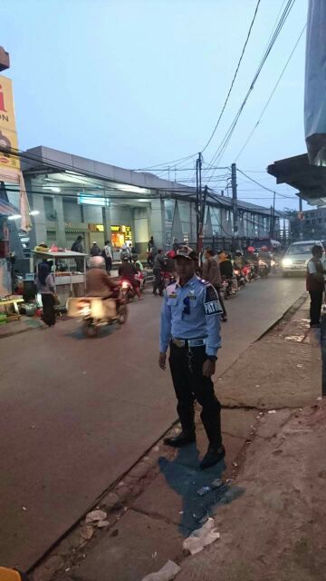 Pengaturan lalin stasiun citayam pagi ini <a href="/IdrisAShomad/">Mohammad Idris</a> <a href="/pemkotdepok/">PEMERINTAH KOTA DEPOK | #AyoPakaiMasker</a>