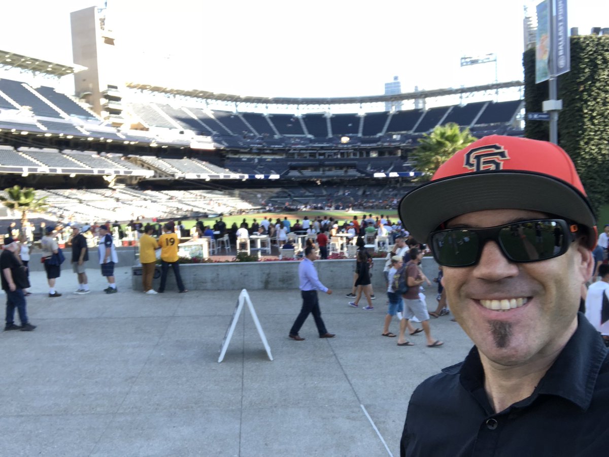 tagger12's tweet image. When my @SFGiants are in San Diego vs the @Padres I'm @PetcoPark #SFGiants #SDinHD