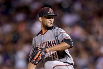 Los @Indians de Cleveland muestran interés por el santeño Randall Delgado. #YoAmoElBéisbo #SertvDigital <a href="/sgilsantiago/">Santiago Gil Sam</a>