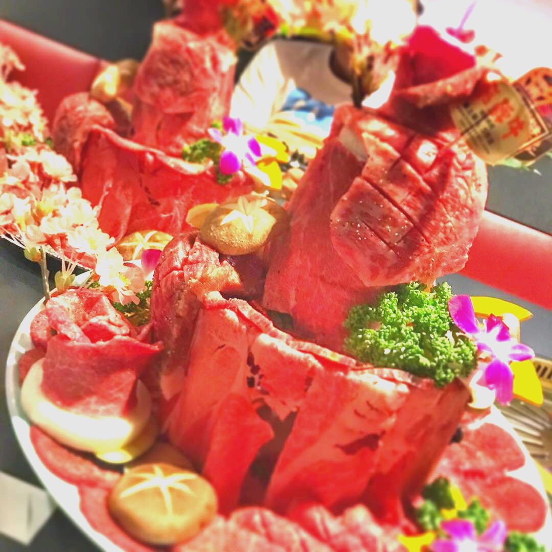 _4_Wi's tweet image. ルーレットで65を出し
予算65000円までならランチ奢るよと言ったら...

結果的に予算オーバーする焼肉屋に連れていかれましたとさ🙄
稼いでいるからいいんだけども😂😂