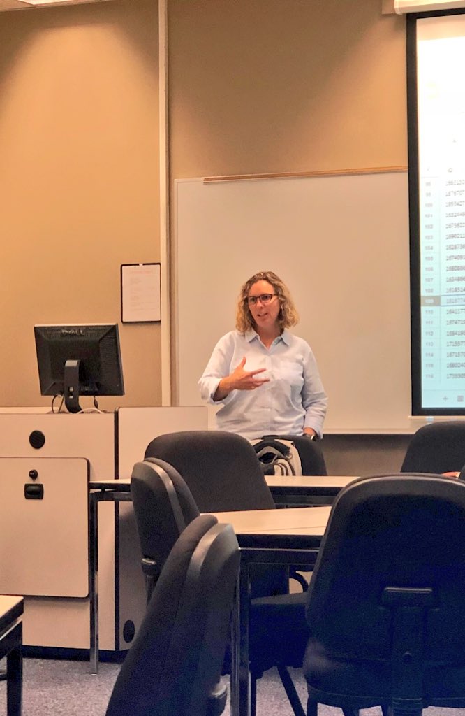 AmyPoerschke's tweet photo. Special thanks to @asugarek for sharing practices used @Hogg_Razorbacks to keep all students growing both inside *and* outside the classroom! 👥@UHCOE #CoogLeaders #DIDMSummer18 https://t.co/sgedoqX2qc