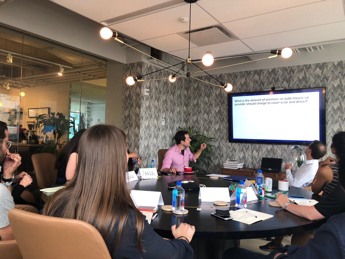 RossMartin1's tweet image. Scene from today’s incredible #DataScienceUniversity — datascienceuniversity.co