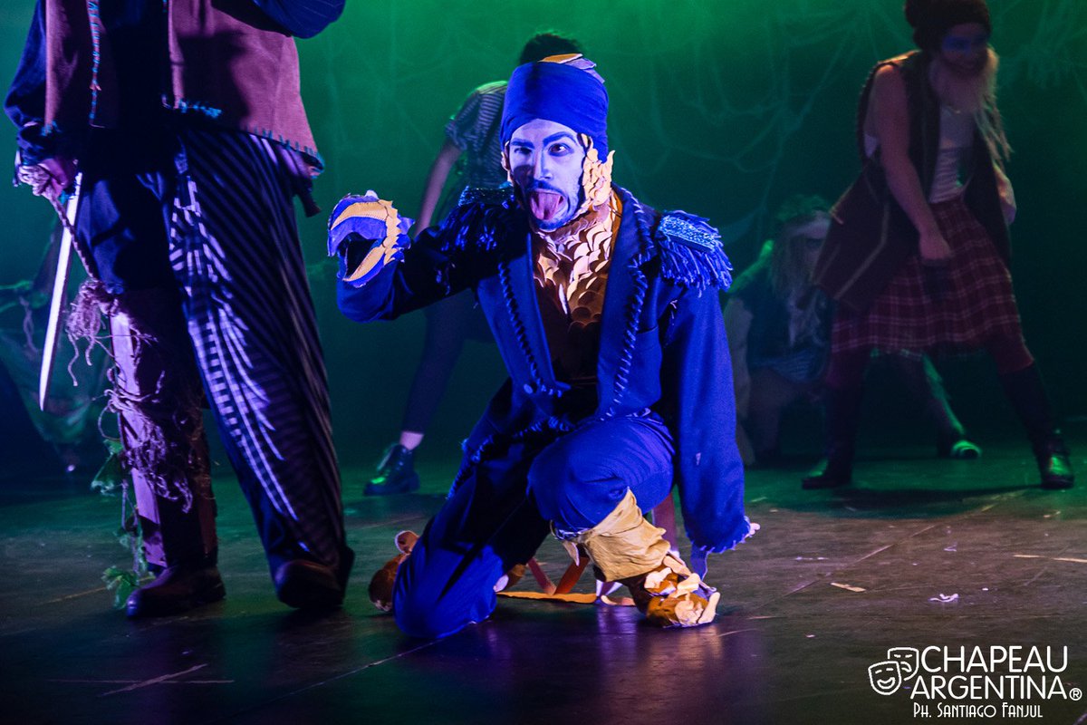 #Infantiles #LaIslaDelTesoro en <a href="/elcuboteatro/">Teatro EL CUBO</a> #Parte1 Reseña <a href="/patopritzker/">patriciapritzker</a> + PH <a href="/elsantoweb4/">Santiago Fanjul</a> para <a href="/ChapeauOk/">Chapeau Argentina ®</a> -->facebook.com/media/set/?set… RT <a href="/FlorReginaOk/">Flor Regina</a> <a href="/InbalComedi/">Inbal Comedi</a> <a href="/MatiasCancemi/">MatiasCancemi</a> @pabloflorest <a href="/MarianBotindari/">mariano botindari</a> <a href="/AlfonsoGarcia00/">CesareoAlfonsoGarcia</a>