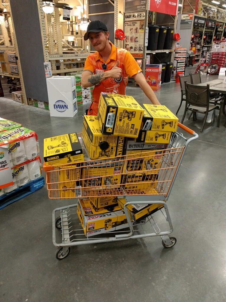 JacqueSheets's tweet photo. D28 DH, Jake, making a great recovery!!!  $2800!!!!  Great Customer Service!! https://t.co/IvT3lMN8Ut
