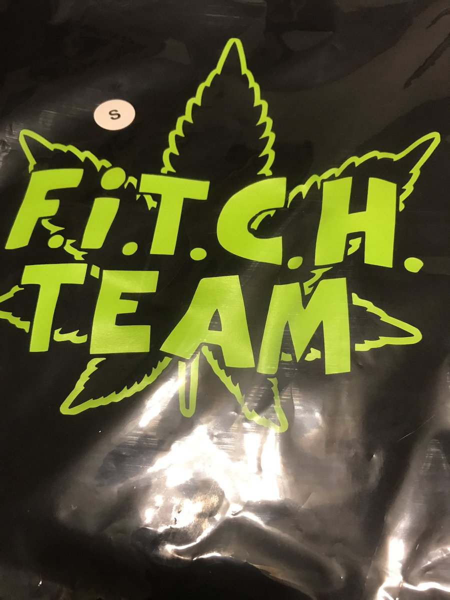 oliverspitts's tweet photo. new @fitchteam merch will be available in 🇨🇦 for #Flight118 of #FitchAcademy 🛩

shouts to @dejay900 &amp; @BuddWalkerSTR for putting in that work at @proj_underworld tonight 🙏 https://t.co/SrUH9atkC4