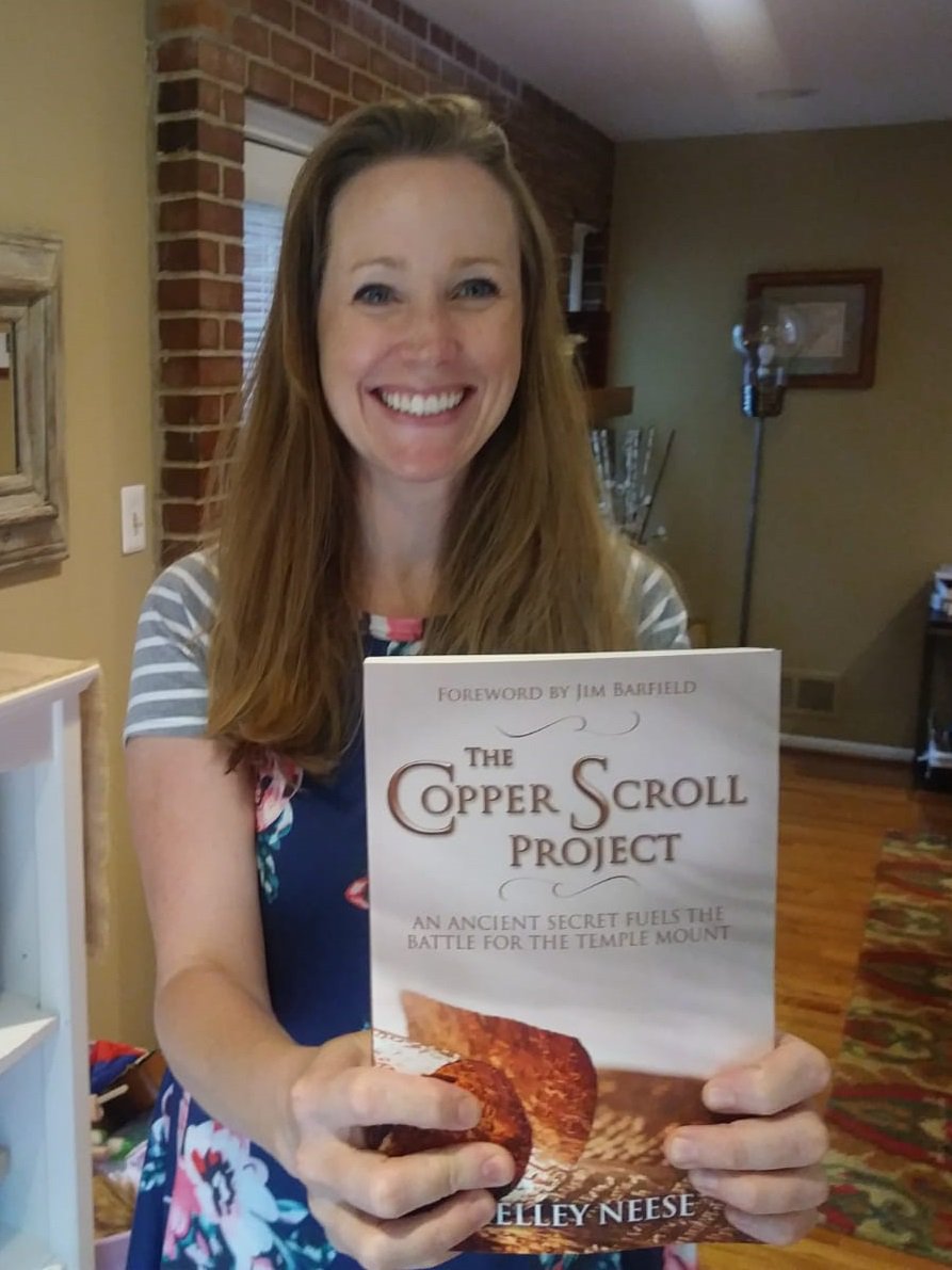 jerusalemreport's tweet image. Shelley has been writing and researching about the #copperscroll for a decade. Its time to share this crazy story with the world! bit.ly/copperscroll