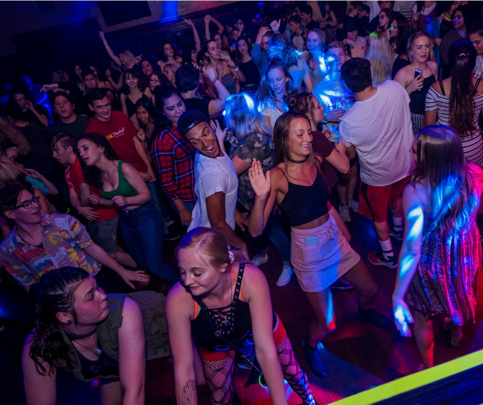 Night clubs 18 and up near me