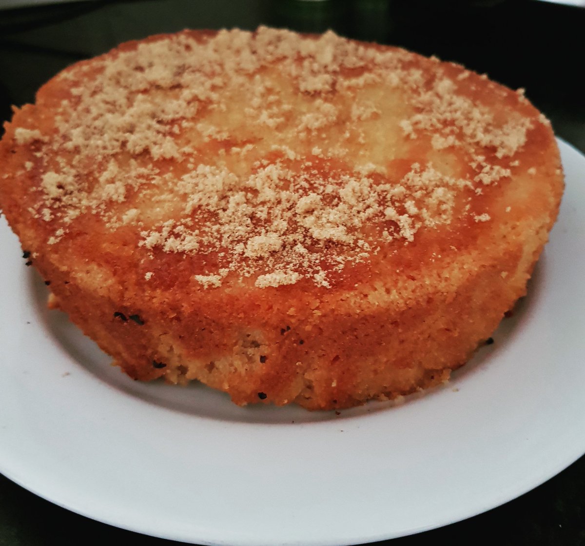 MrsBargearse's tweet image. .... and when I'm on holidays, I bake 😊 #gingercake #bundaberggingerbeer