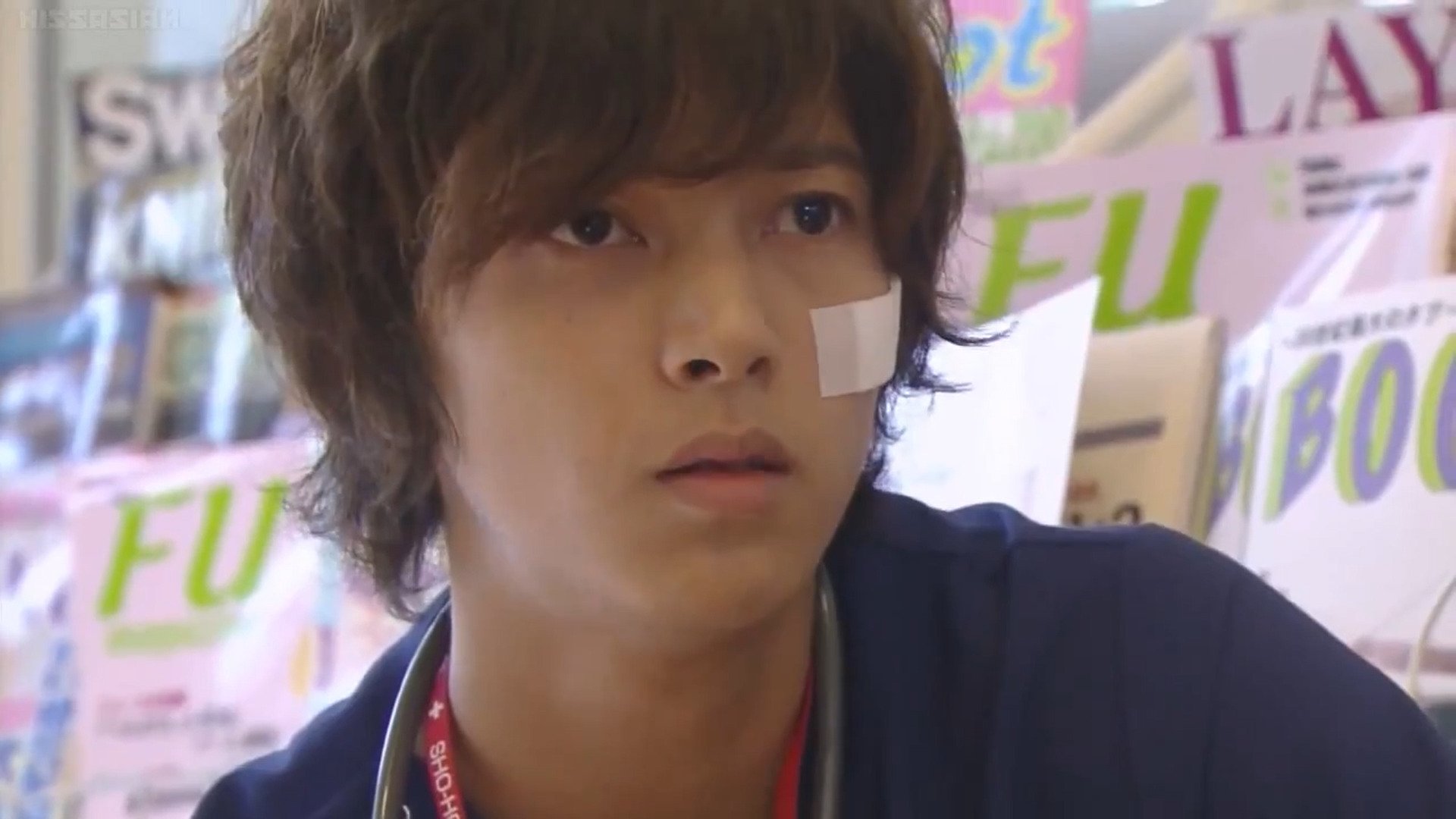 Aishira Hana She Couldn T Help But Be Concerned For Him When She Heard His Grandmother Might Be Hospitalized Yet He S Seemingly Calm Is He Really Tho Shiraishi S Concerned Gazes